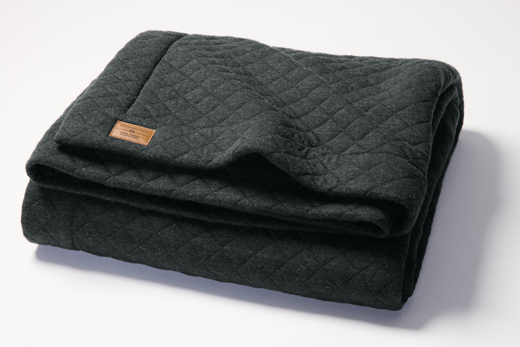 TravisMathew Diamond Quilt Blanket